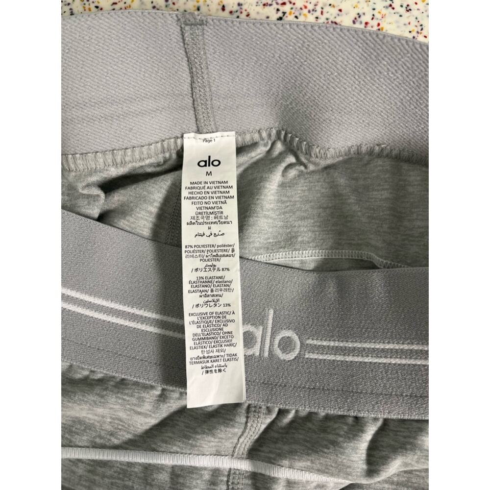 ALO Air Brush High Waist Heart Throb Leggings Grey White Women’s Size M - Picture 3 of 6